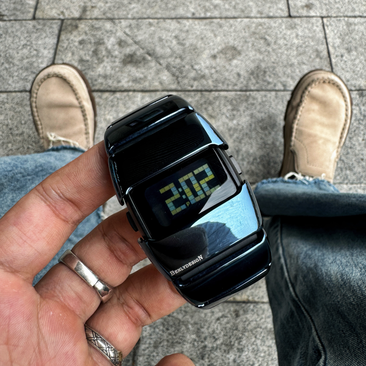 "Retro Futuristic Y2K" X6000