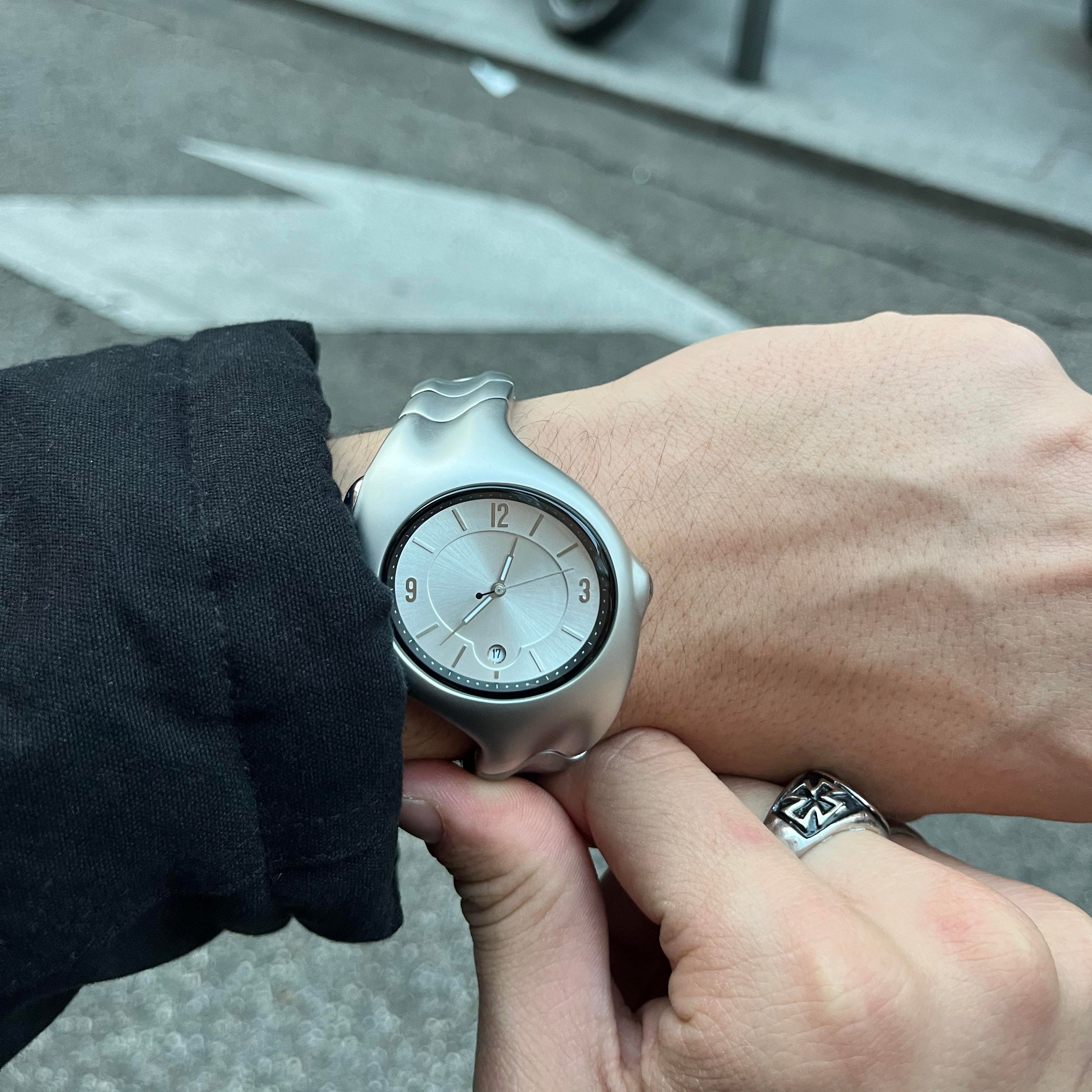 "Mobius" X5000-Quartz - Gift Box