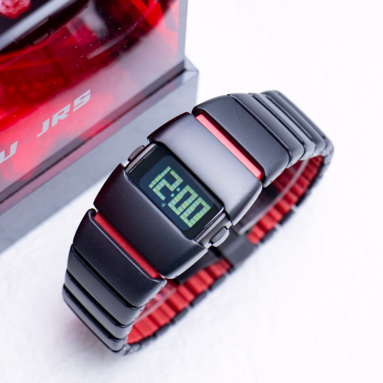 "Retro Futuristic Y2K" X6000