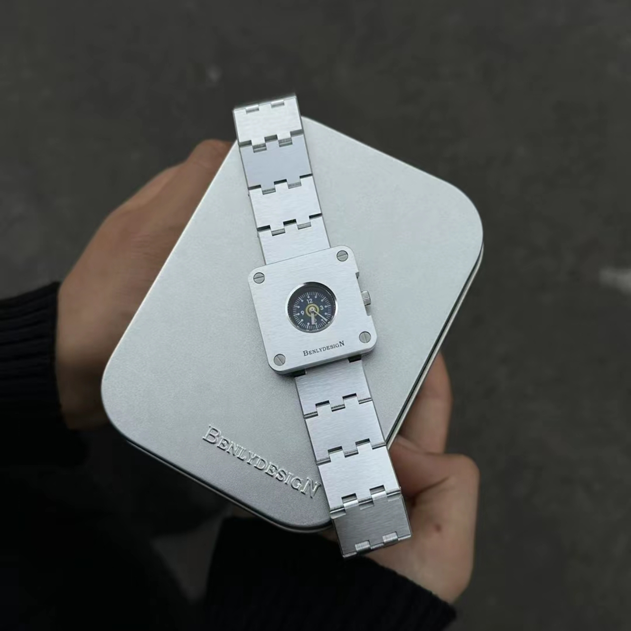Square Cube - M3