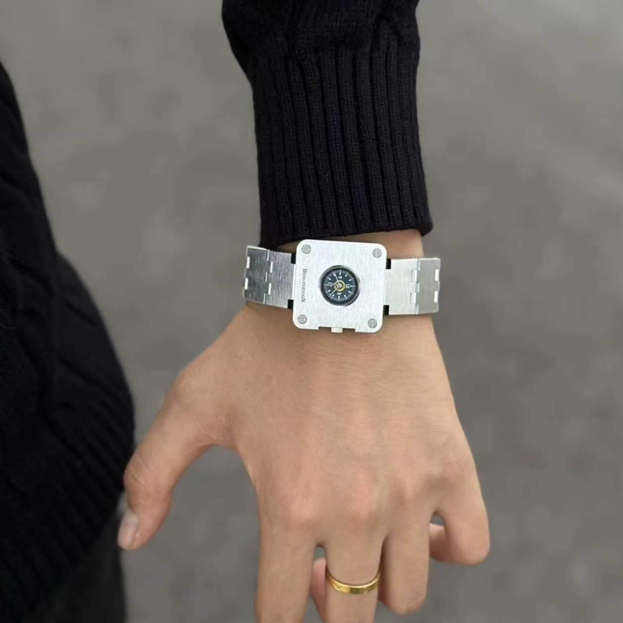 Square Cube - M3
